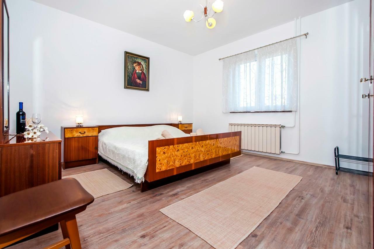 Apartment Ivo Rovinj Exterior photo
